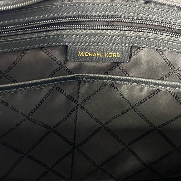 NWOT Michael Kors jet set laptop tote - Picture 5 of 11